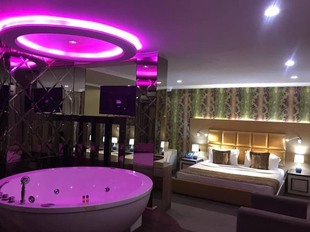 Фото Hotel Deluxe