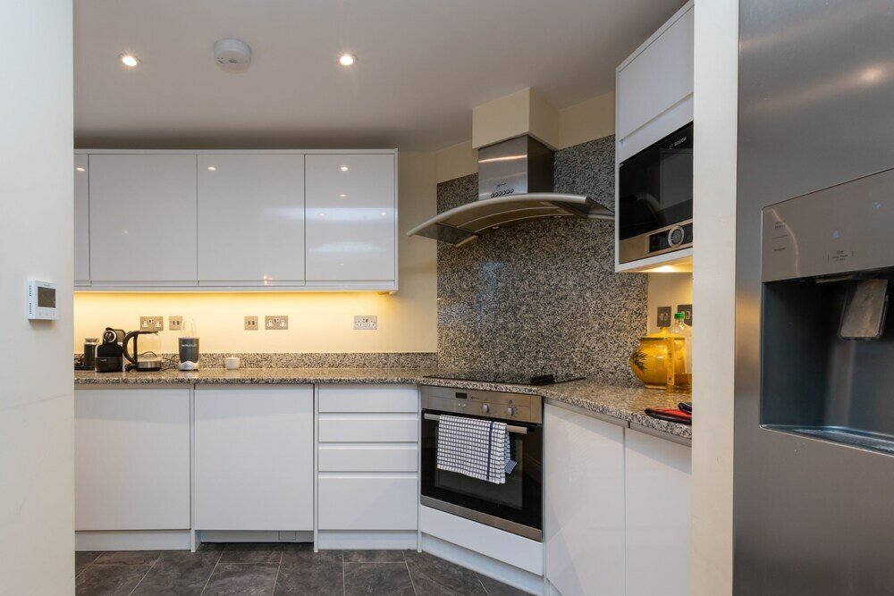 Фото Modern and Bright 3 Bedroom House in Paddington