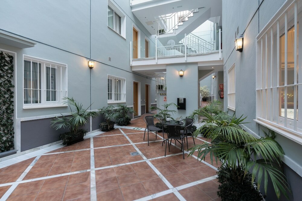 Фото Plaza de la Luz Cádiz