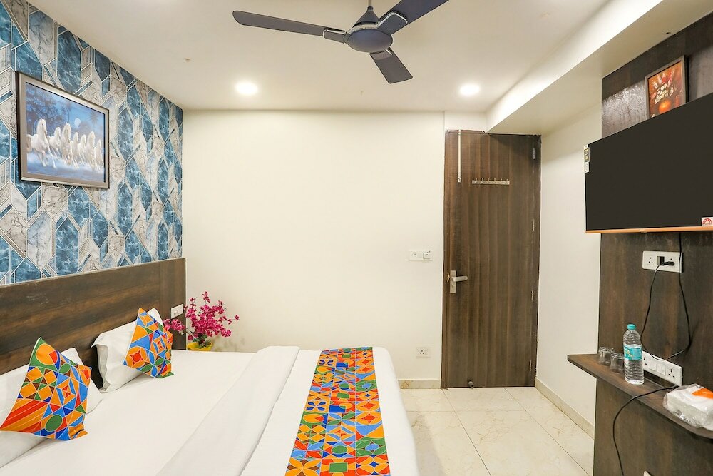 Фото Fabhotel Royal Galaxy I