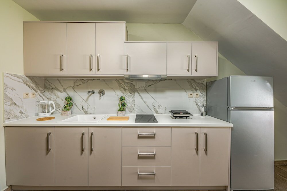 Фото Kozanos Suites with Private Pool