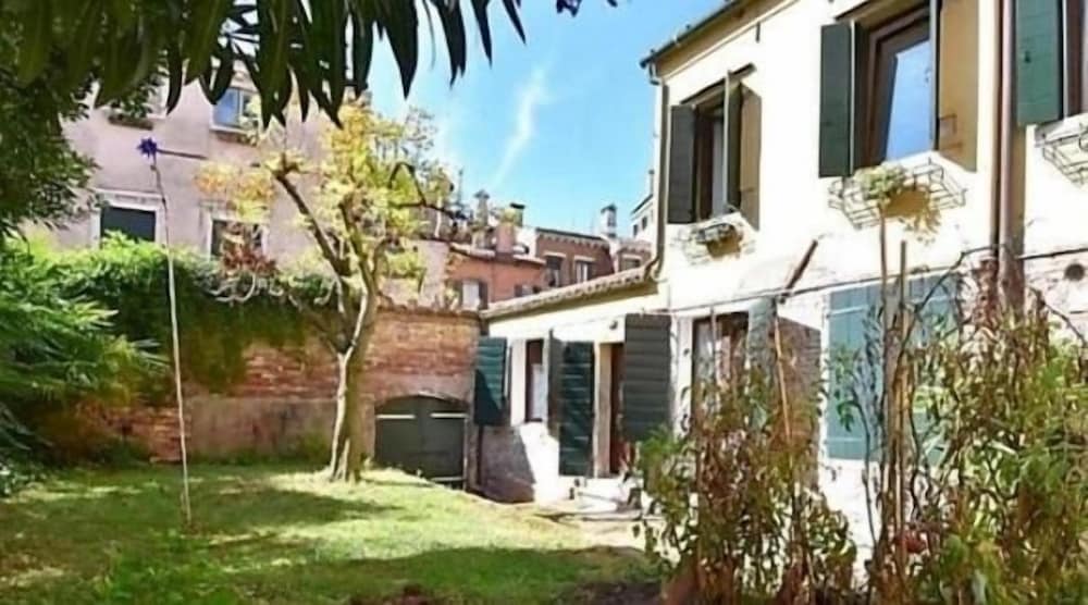 Фото San Marco Palace - All Suites