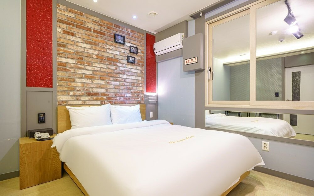 Фото Yeosu Hotel Chocolate