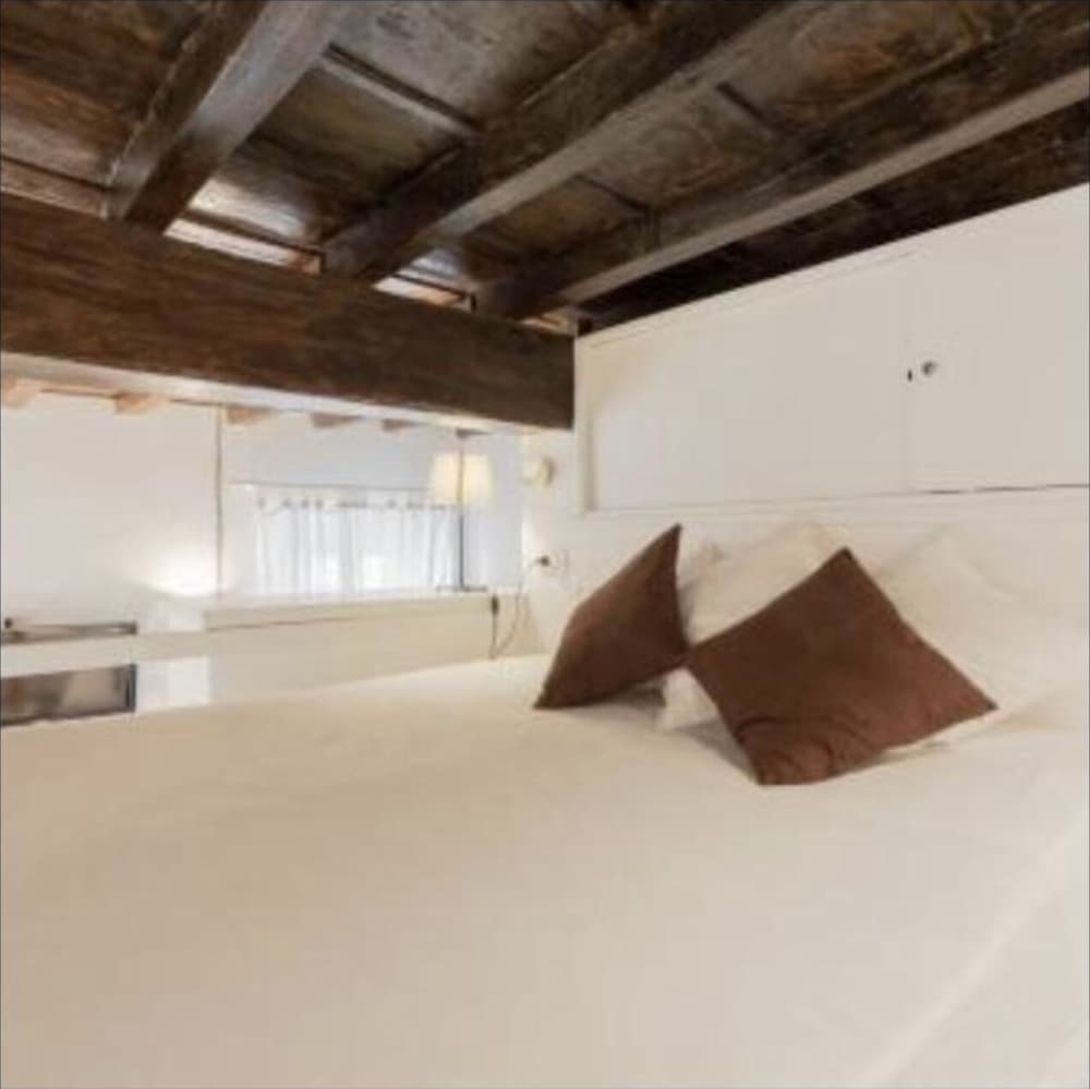 Фото Piazza Navona 5 people