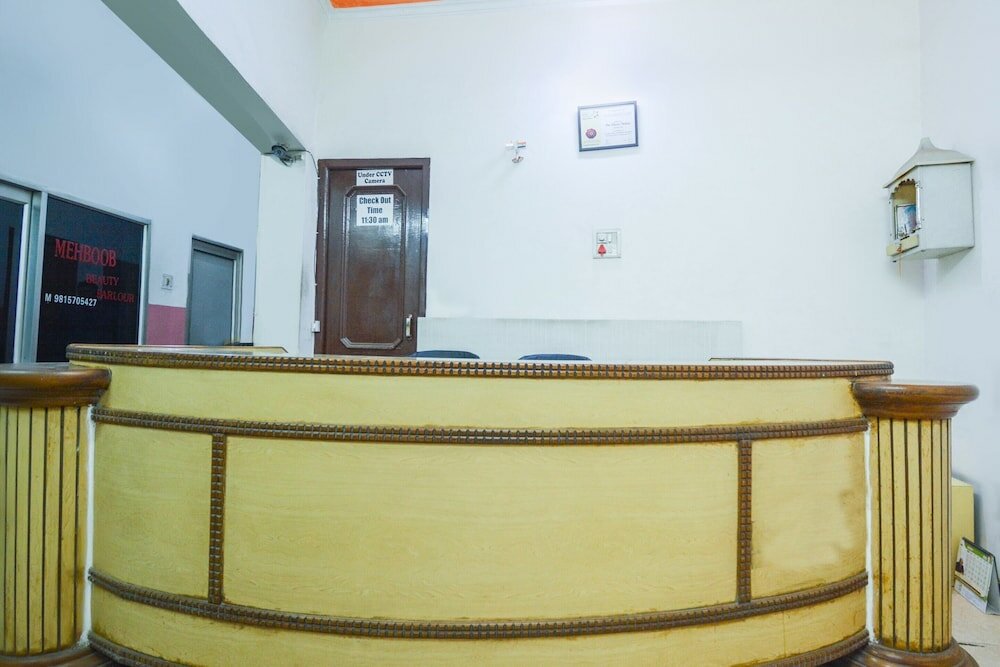 Фото Spot On 36686 Hotel Om Shanti Palace