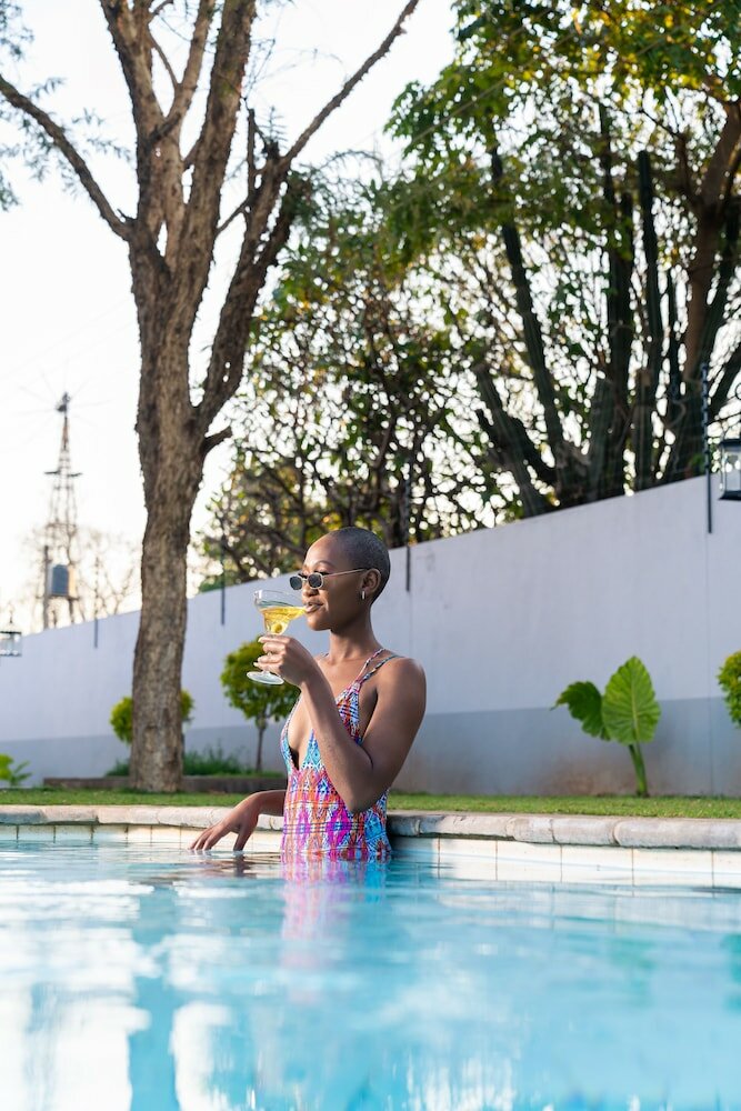 Фото Ezulwini Villa Hotel