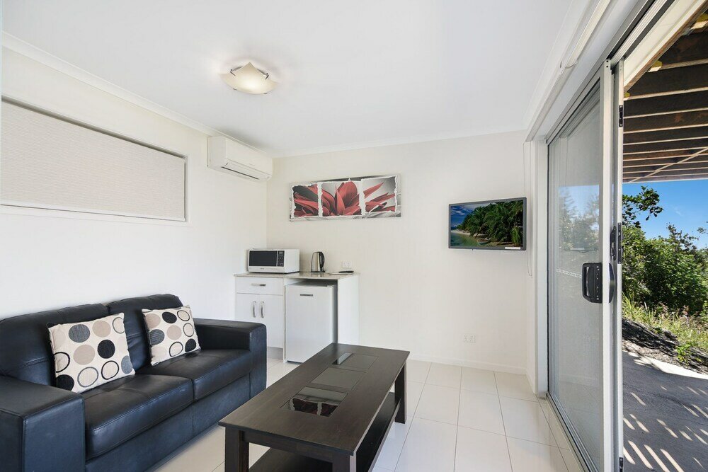 Фото Peregians Viewing Deck, 324 David Low Way, Peregian Beach, Noosa Area