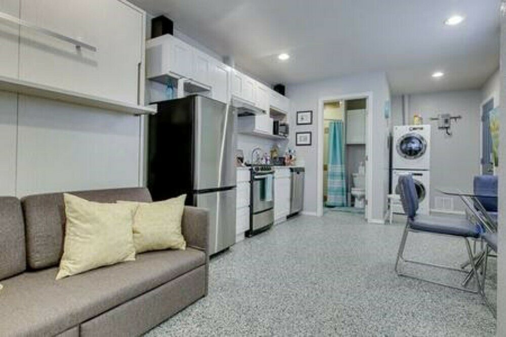 Фото Garage Studio near Oushc Hospital