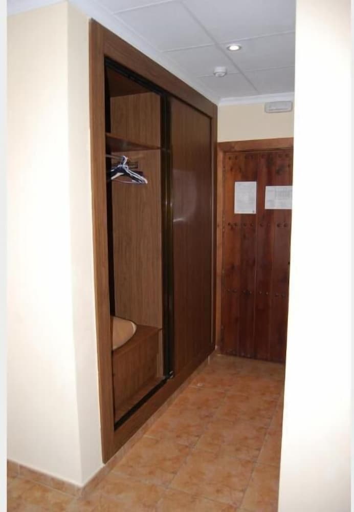 Фото Hostal Mesón Arboleas