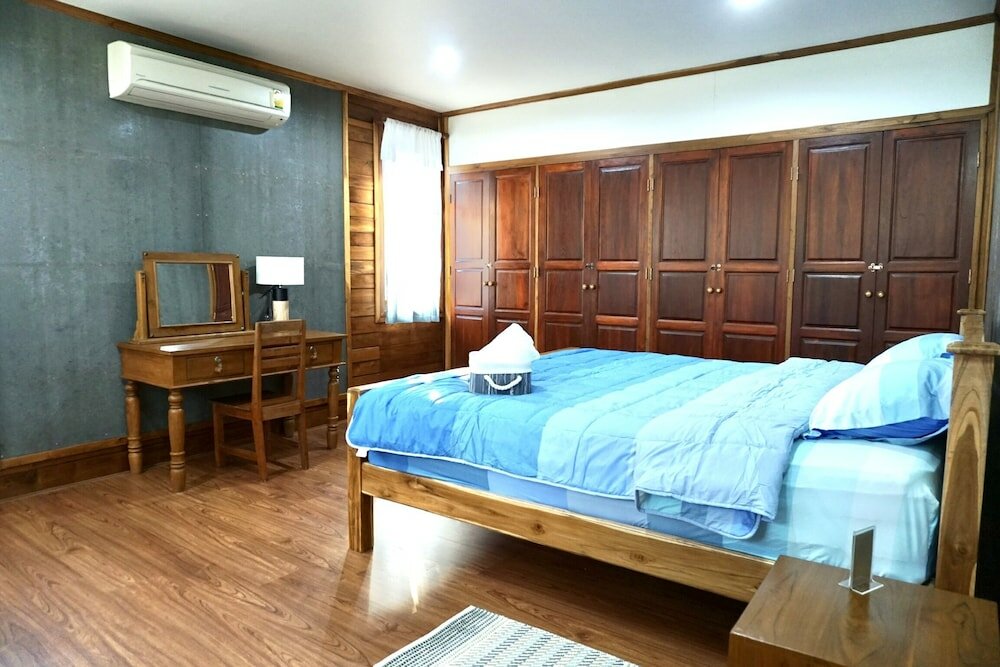 Фото Tha Ma-O Bouteak Homestay