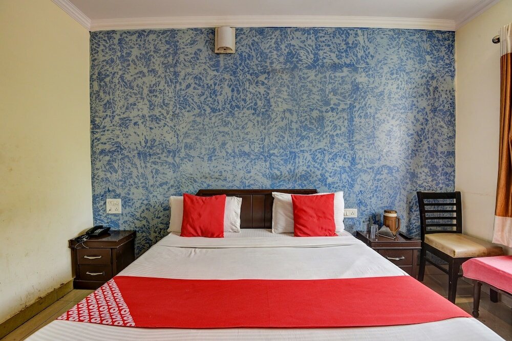 Фото Oyo 4073 Hotel Esskay