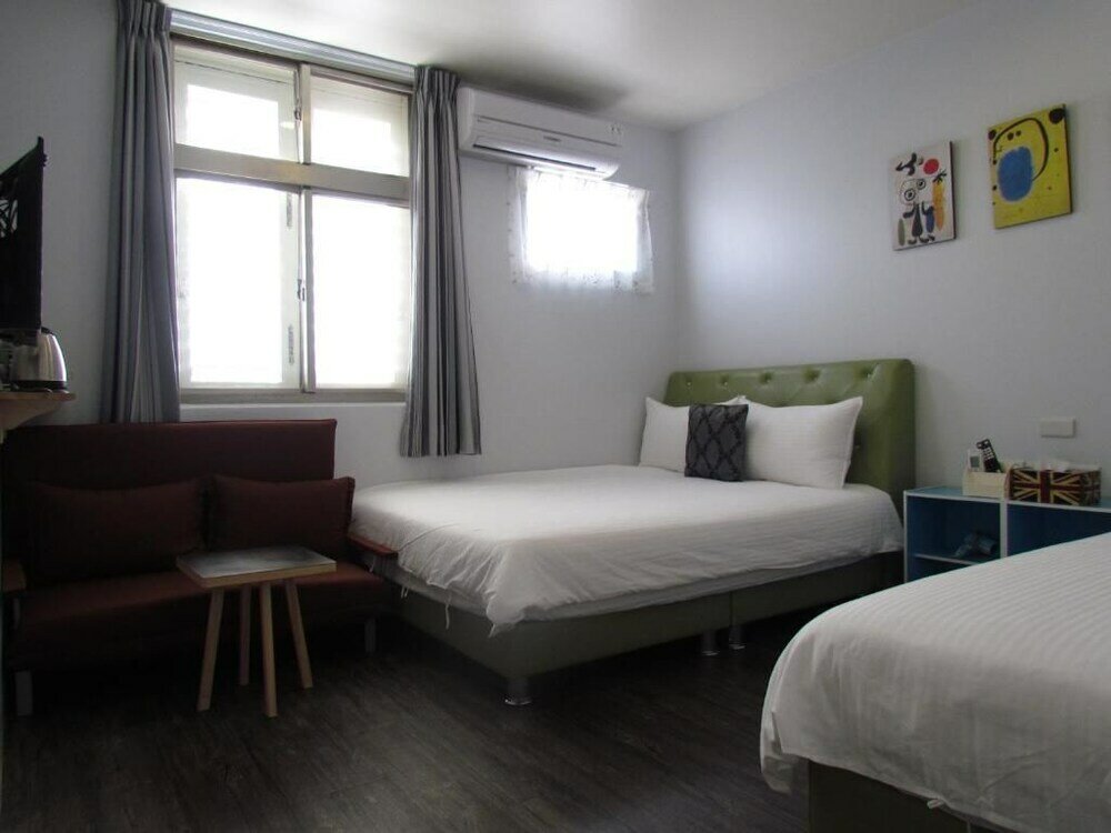 Фото отеля 1