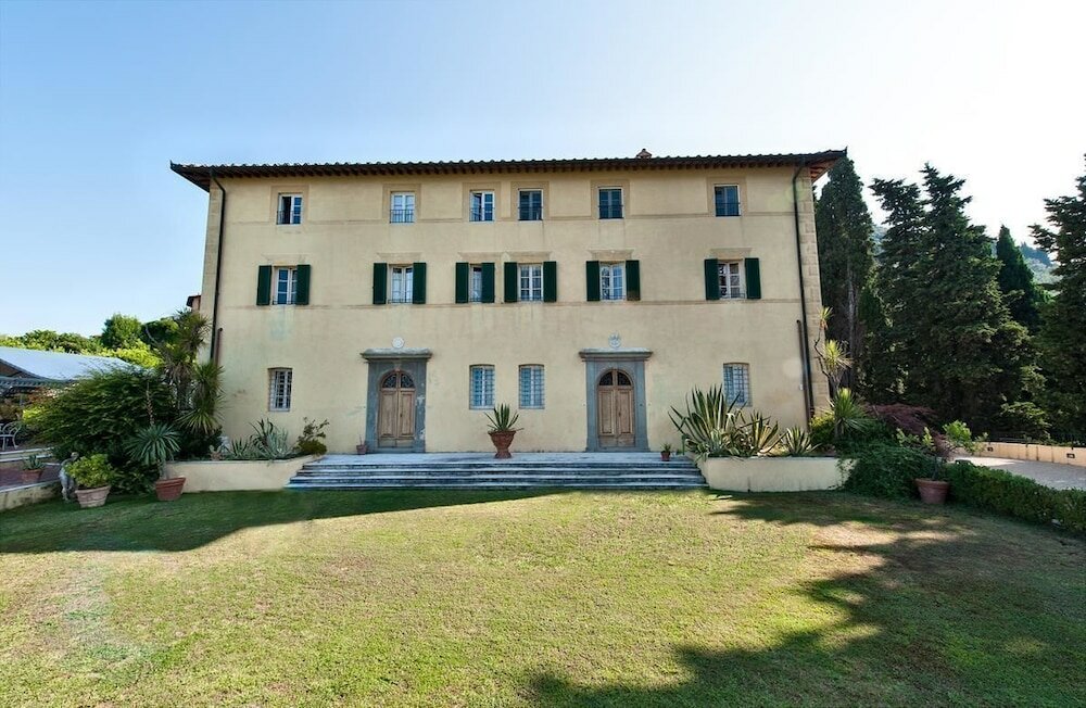 Фото Villa Camaiore