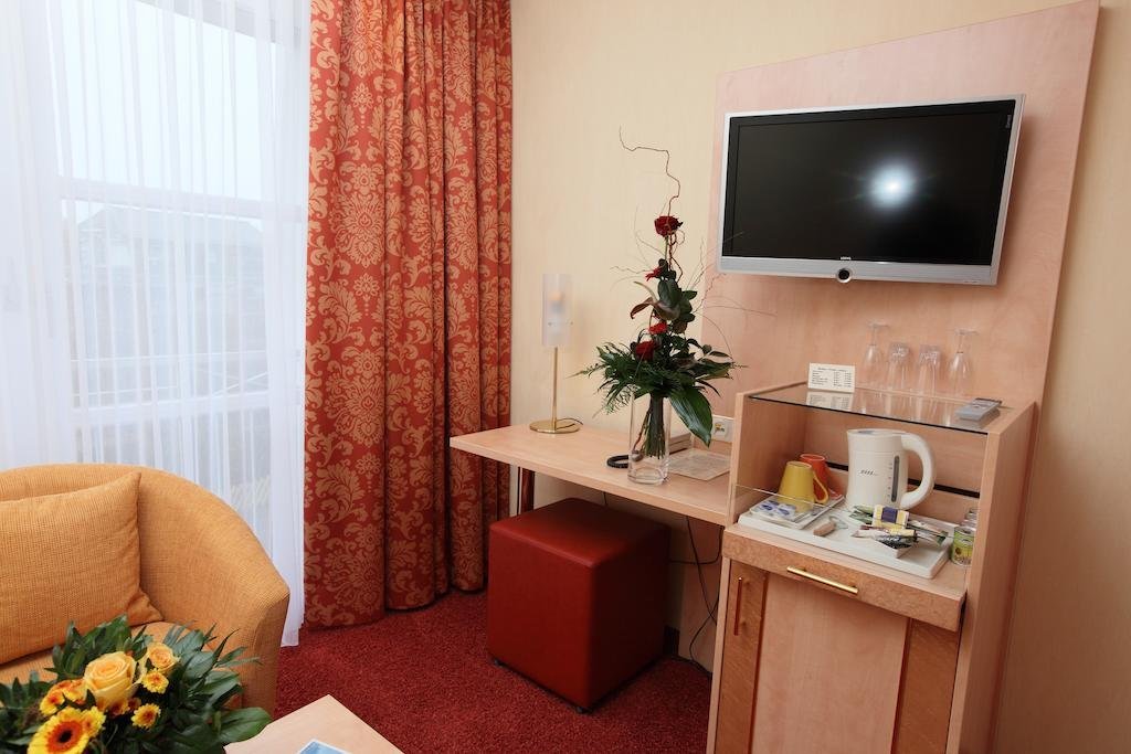 Фото Hotel an der Linah garni