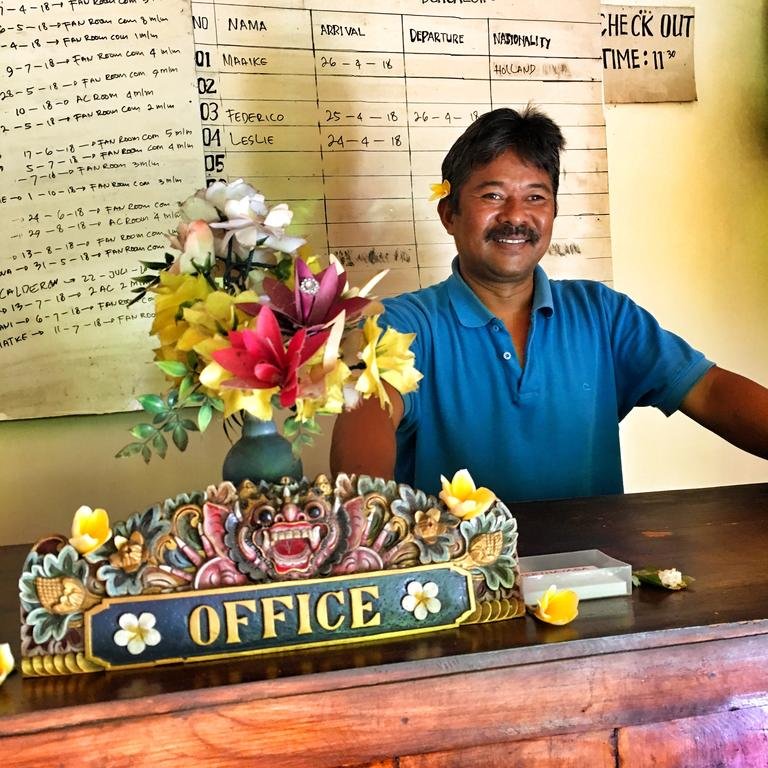 Фото Merthayasa Bungalow 2