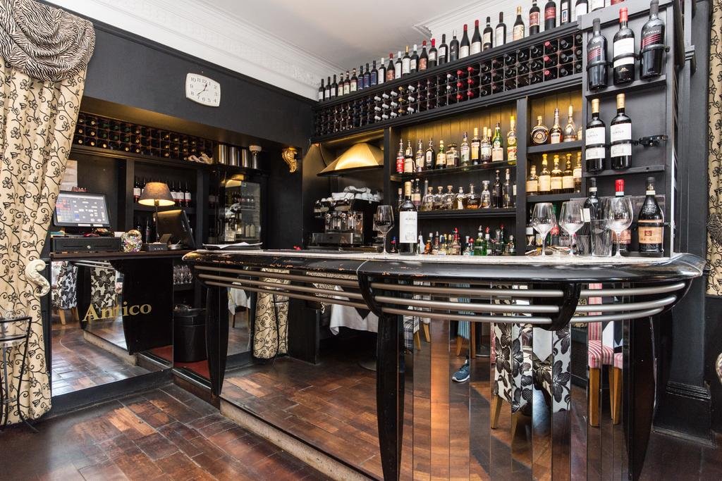 Фото Osborne Hotel