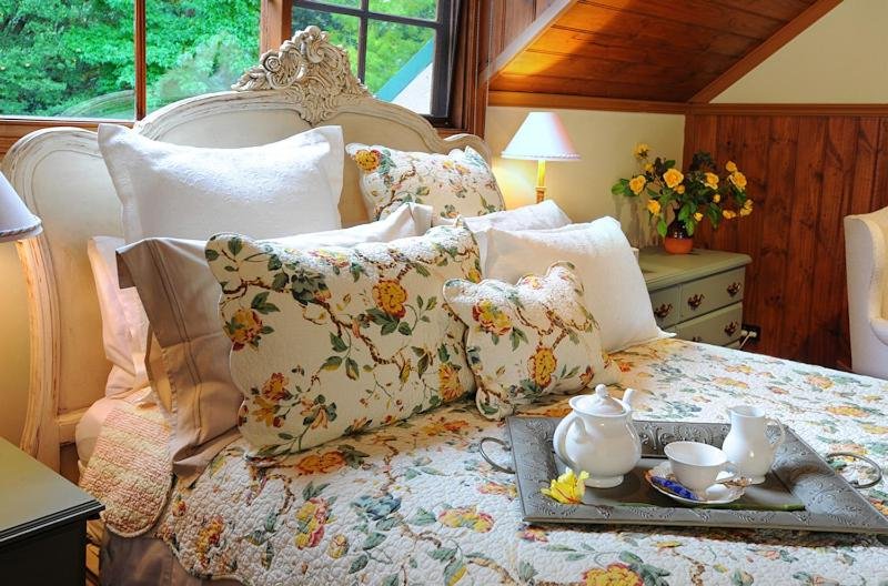 Фото Mary Card's Coach House