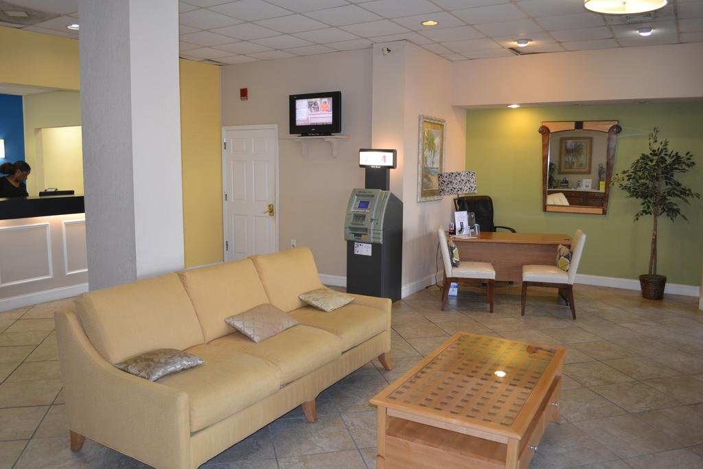 Фото Bluewater Resort