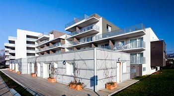 Гостиница Residhotel l'Azurea в Экс-ле-Бене
