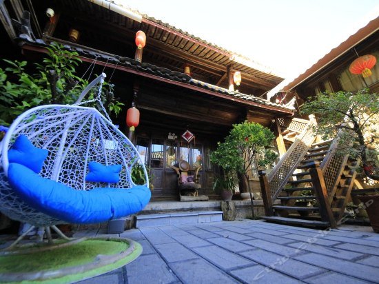 Фото Lijiang Xueshanyu Inn