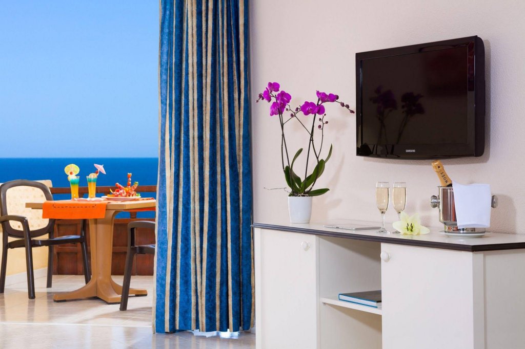 Фото Marino Hotel Tenerife