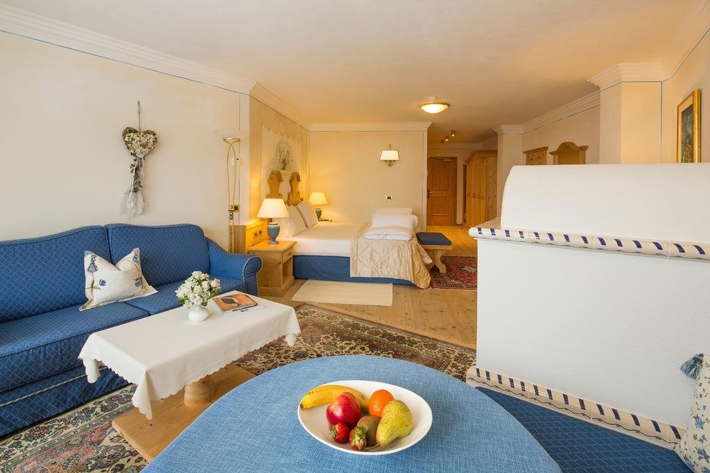 Фото Hotel Sassongher