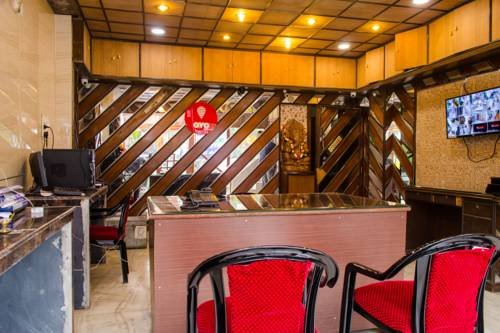 Фото Oyo 4144 The Banquet