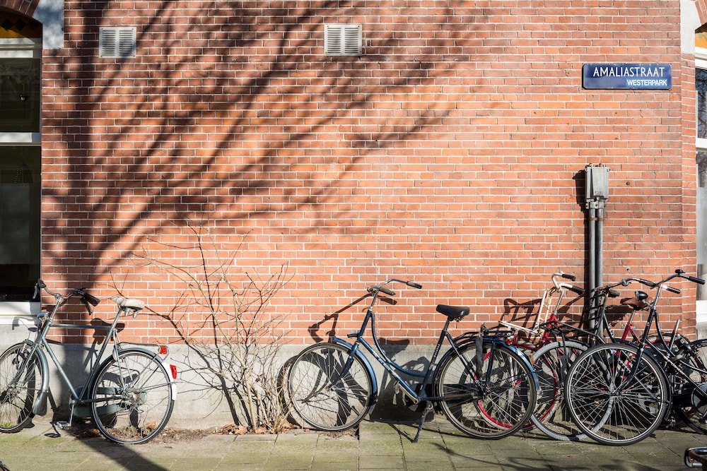 Фото Kith & Kin Boutique Apartments