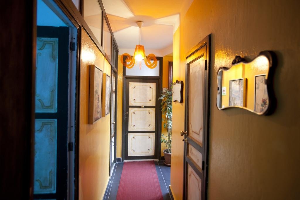 Фото BeeClaire Guest House