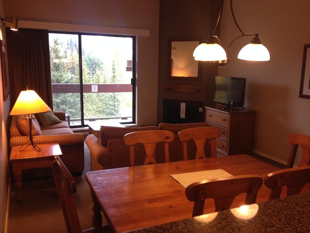 Фото Tantalus Resort Lodge