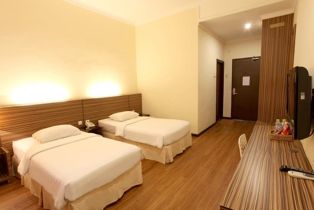 Фото Padmaloka Hotel Tarakan