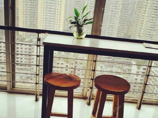 Фото Small Youth Inn