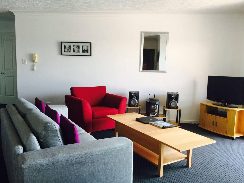 Фото The Vista Bel Air Apartments