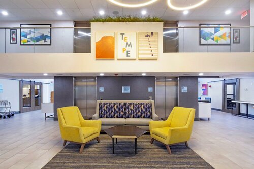 Гостиница Holiday Inn Express & Suites Phoenix Tempe в Темпе