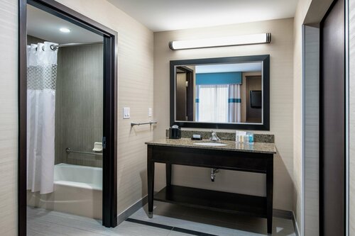 Гостиница Hampton Inn by Hilton Winnipeg Airport/Polo Park, Mb, Canada в Виннипеге