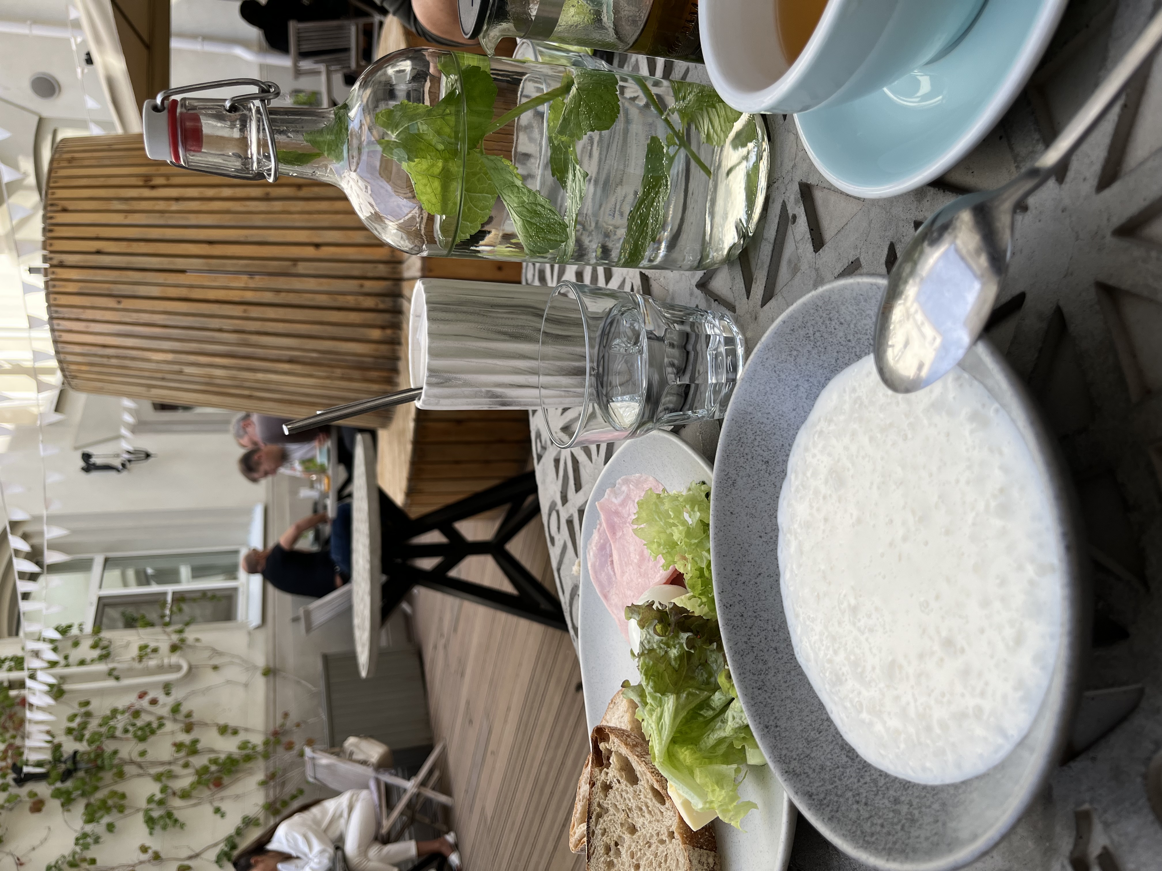 Фото Бонотель