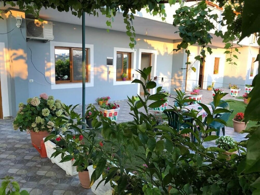 Фото Green Garden Villa