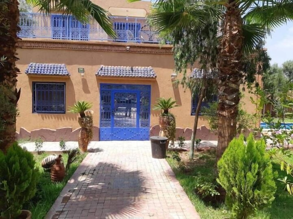 Фото Villa Aghmat EN plein cœur de la nature