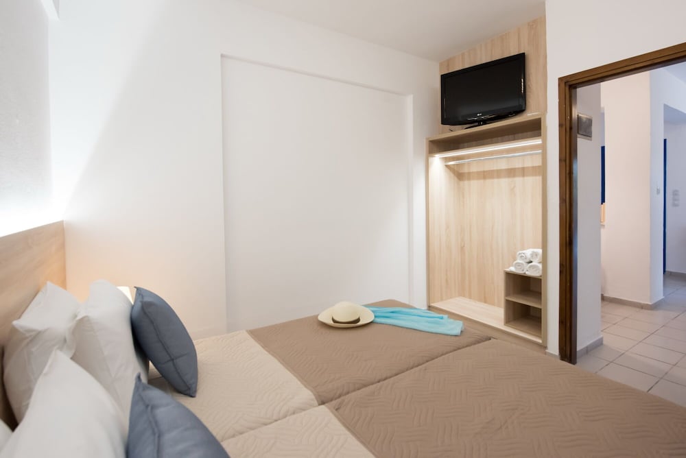 Фото Sunshine Seaside Hotel