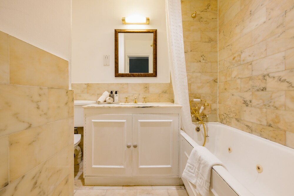 Фото The Abbey Court Notting Hill