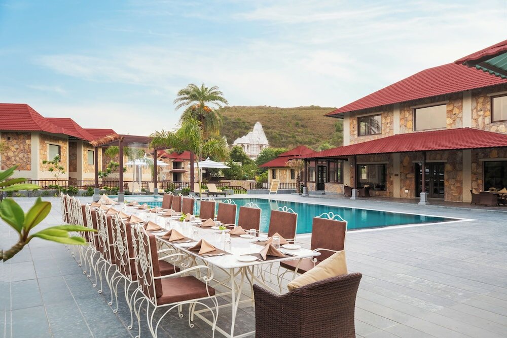 Фото Sarasiruham Resort Private Pool Villa