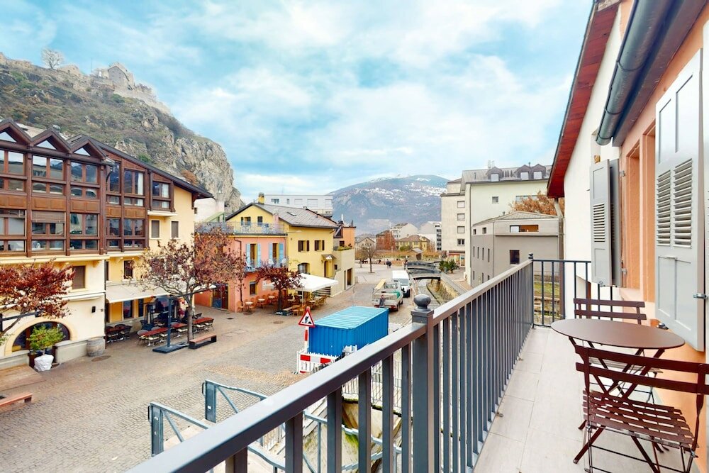 Фото Beautiful Apartment in the Heart of the old City