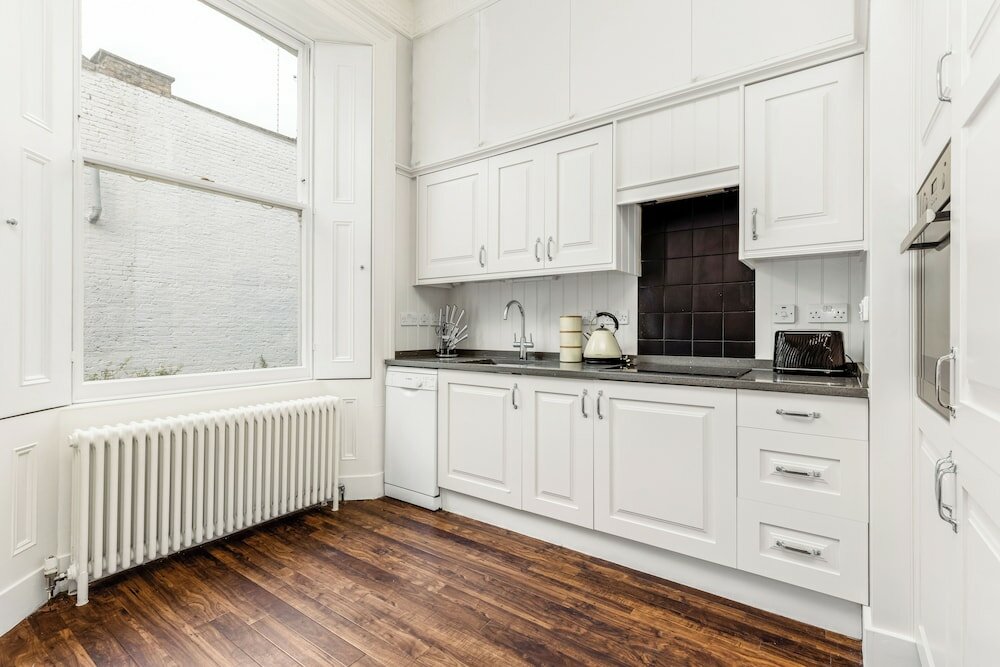 Фото The Kensington High Street Collection