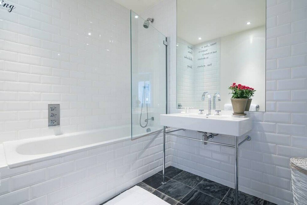 Фото Lovely 3 bedroom house South Kensington
