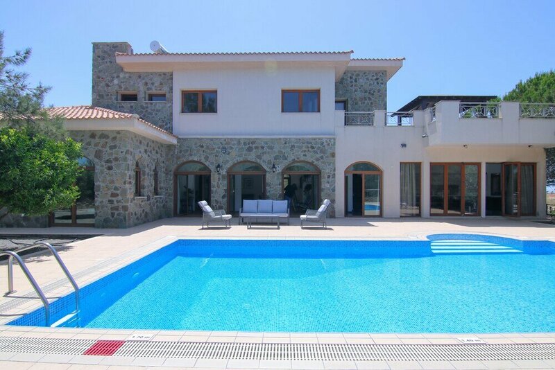 Гостиница Phaedrus Living Luxury Villa Kathikas