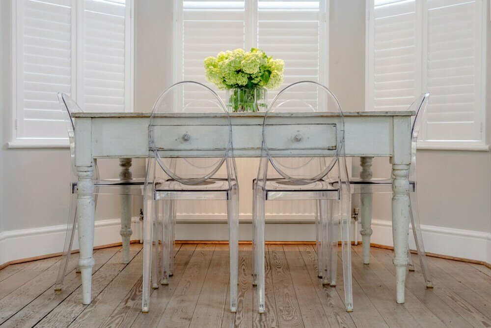 Фото Charmingly Unique and Recently Refurbished Watchman's Lodge in Camden Town