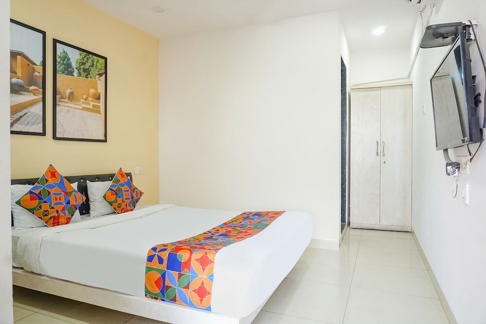 Фото Fabexpress Galaxy Hospitality