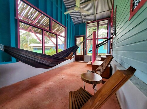 Гостиница Lower Dover Jungle Lodge & Maya Ruins - Hostel
