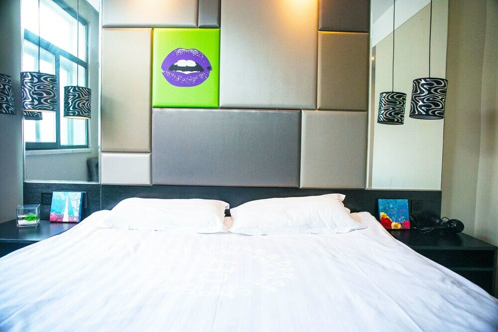 Фото Yixuan Light Luxury Hotel