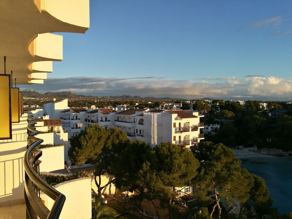 Фото Hotel Cabot Cala Ferrera